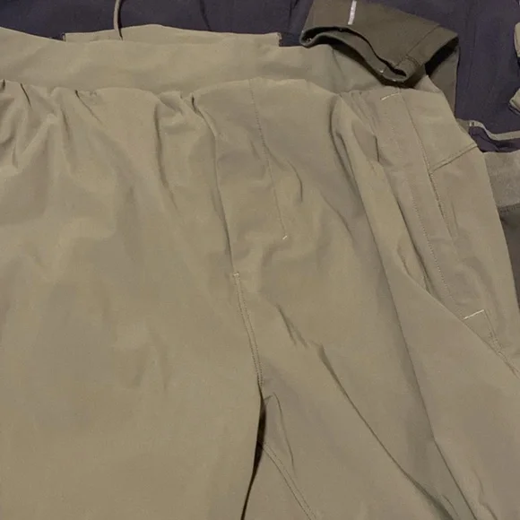 Lululemon M joggers
